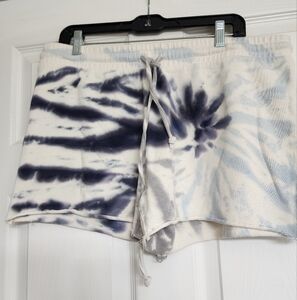 Z Supply Tie-Dye Shorts in Blue and White Size XL NWT